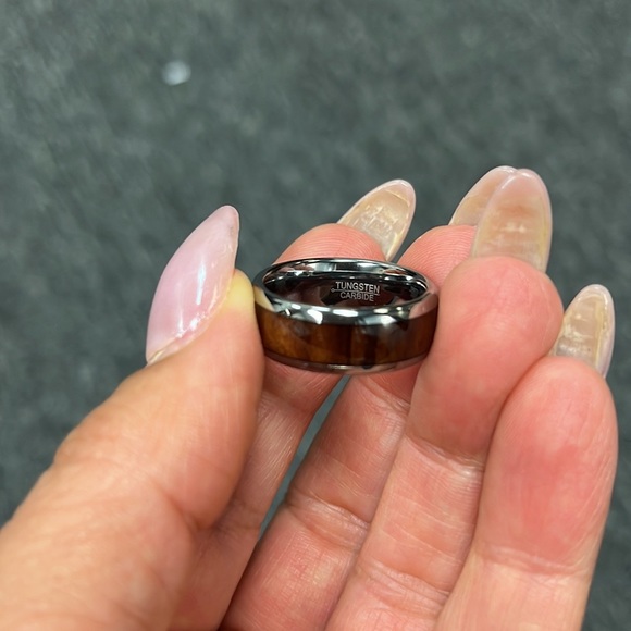 8MM ROSE WOOD INLAY TUNGSTEN WEDDING BAND - Picture 13 of 16